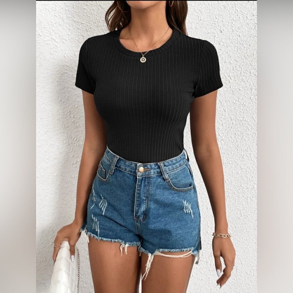 SHEIN US size medium black short sleeve knit top
